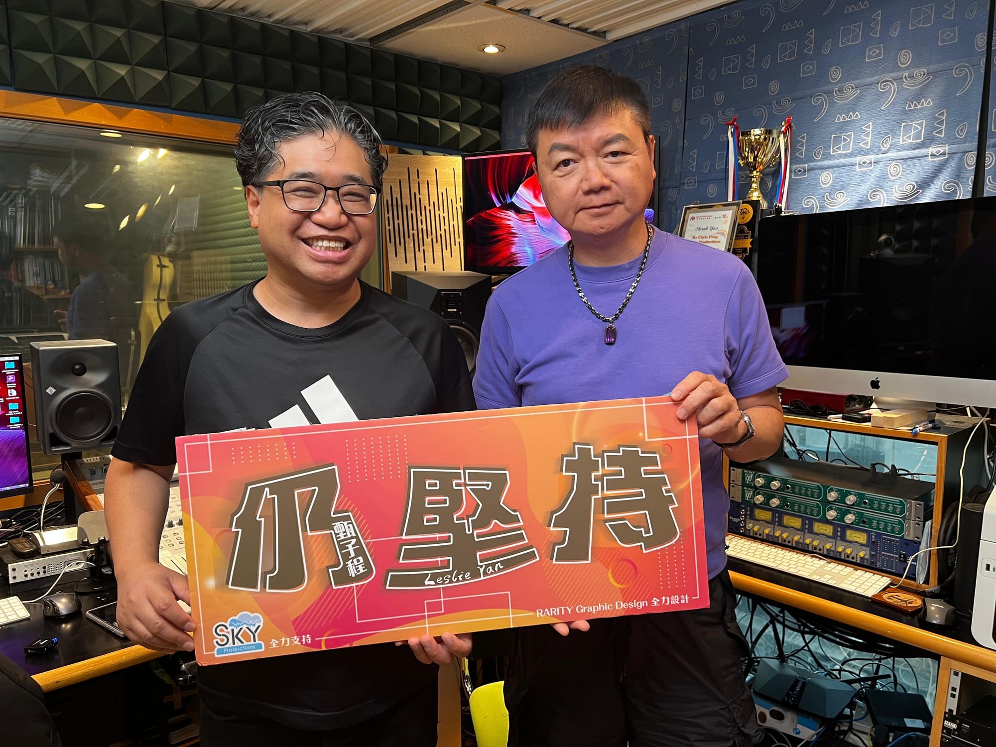 【仍堅持】 艾威自發出文撐本地食肆，勸誡 Haters 放下偏見齊救港