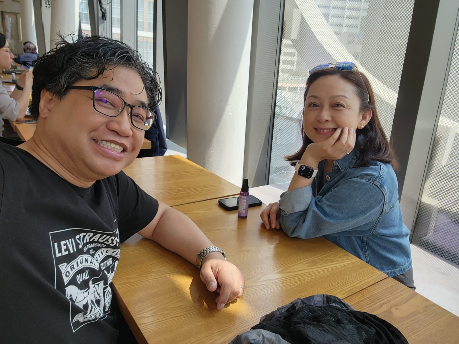 甄子程(Leslie)與鄭啟晞(Fiona)